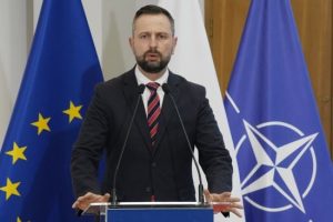 Польща може збивати російські ракети: міністр оборони назвав умову