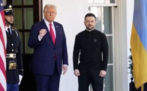 Трамп вважає, що грає геніальну шахову партію, у підсумку якої “Зеленському доведеться поступитися”