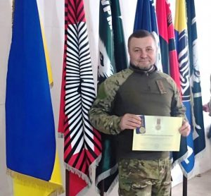 Відзнаку «За оборону України» отримав капітан поліції Сергій Когутовський з Тростянця