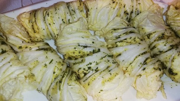 Неймовірно смачне закушування з пекінської капусти: так ви ще точно не готували